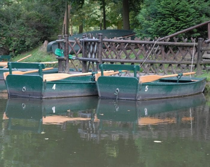 Flotte de barques 7 barques et 5 canoës sont à votre disposition, pour une balade durant les beaux jours.